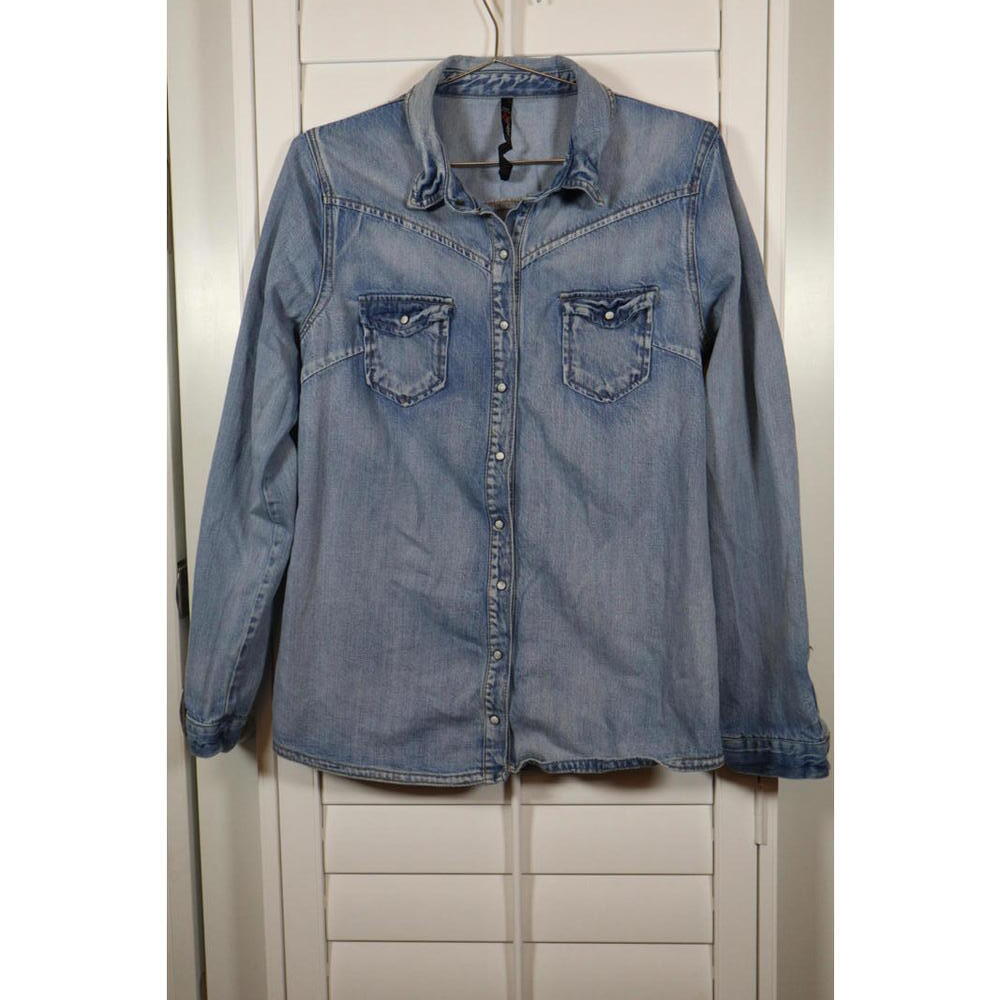 FB Sister denim top with button snaps in Canal Blue size Large - Picture 2 of 9
